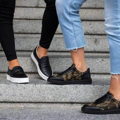 Ladies Slip in Croco Sneaker