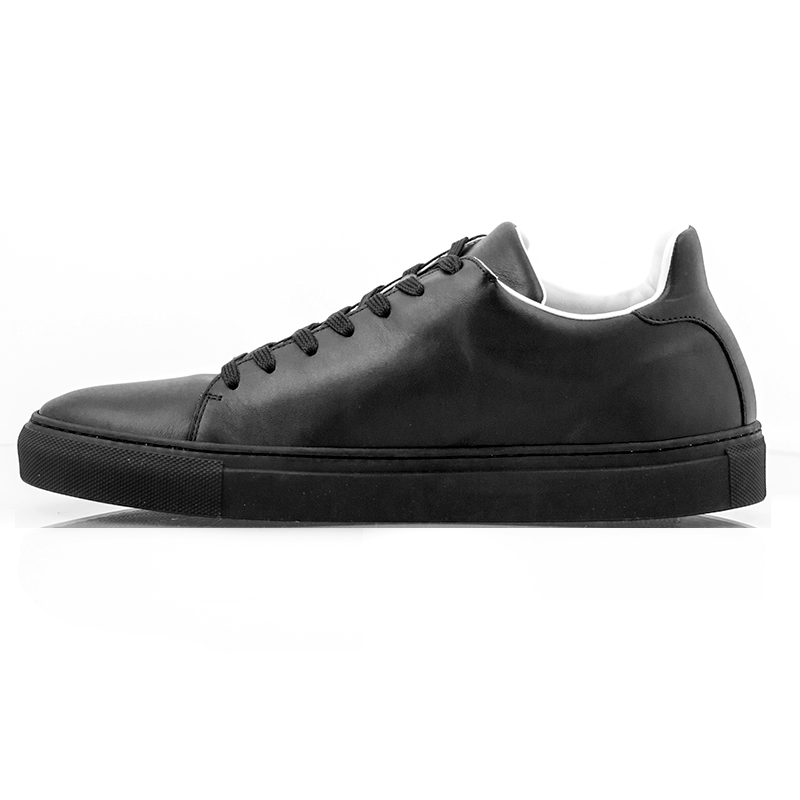 Black Sharp Sneaker